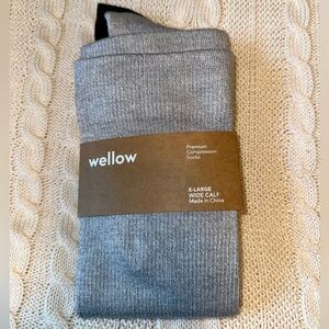 Wellow Premium Compression Socks XL Wide Calf